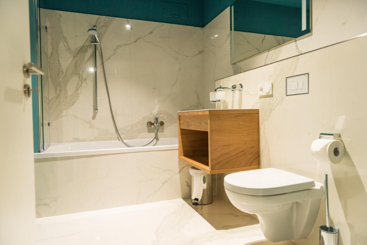 Apartmenthaus Am Dom Junior Suite Mit Parkplatz اتسوكو المظهر الخارجي الصورة